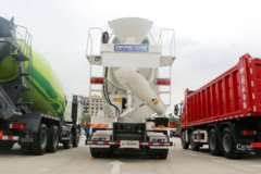 一汽解放 J6L 轻量化版 320马力 8X4 混凝土搅拌车(CA5310GJBP62K2T4E5)