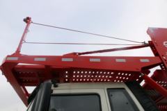 一汽解放 J6L重卡 240马力 4X2 车辆运输车(JHP5185TCL)