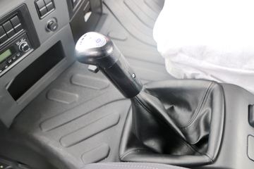 �ൺ��� ��VH�п� �ȷ�� 220���� 4X2 6.75�������ػ���(CA1189PK2L2E5A80)ͼƬ