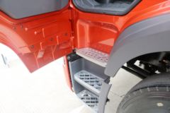青岛解放 龙VH中卡 先锋版 220马力 4X2 6.75米栏板载货车(CA1189PK2L2E5A80)
