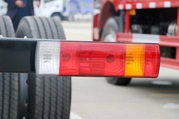 �ൺ��� ��VH�п� �ȷ�� 220���� 4X2 6.75�������ػ���(CA1189PK2L2E5A80)ͼƬ