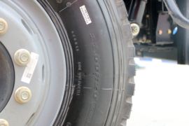 解放J6L&nbsp;混凝土搅拌车底盘                                                图片