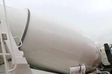 һ����� J6L �������� 320���� 8X4 ���������賵(CA5310GJBP62K2T4E5)ͼƬ