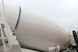 解放J6L&nbsp;混凝土搅拌车上装                                                图片