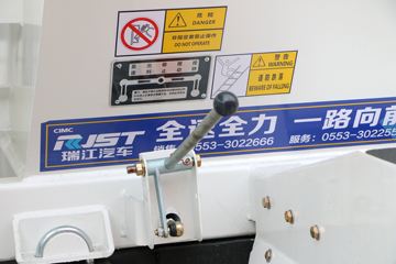 һ����� J6L �������� 320���� 8X4 ���������賵(CA5310GJBP62K2T4E5)ͼƬ