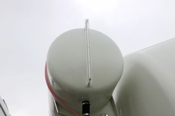 һ����� J6L �������� 320���� 8X4 ���������賵(CA5310GJBP62K2T4E5)ͼƬ