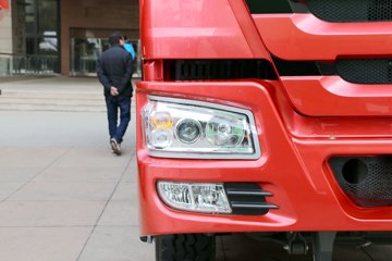 �й����� HOWO�ؿ� 440���� 8X4 7.6����ж��ͼƬ