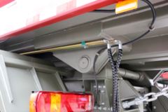 中国重汽 HOWO重卡 440马力 8X4 7.6米自卸车(ZZ3317N3867E1)