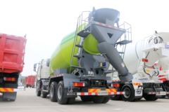 一汽解放 J6L 轻量化版 320马力 8X4 混凝土搅拌车(凌宇牌)