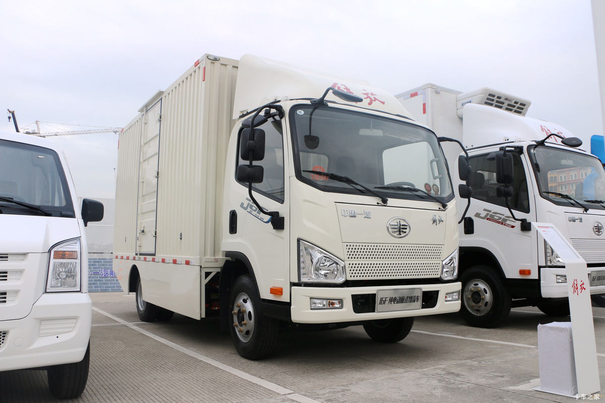  J6F 4.5T 4.21׵Ŵ綯ʽῨ(CA5040XXYP40LBEVA83)82.43kWh