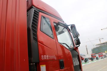 һ����� ��J6P�ؿ� �ʻݰ� 240���� 6X2 9.65����ʽ�ػ���(CA5250XXYP66K1L6T3E5)ͼƬ