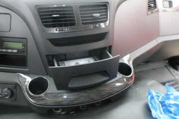 һ����� ��J6P�ؿ� �ʻݰ� 240���� 6X2 9.65����ʽ�ػ���(CA5250XXYP66K1L6T3E5)ͼƬ