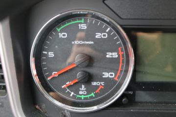 һ����� ��J6P�ؿ� �ʻݰ� 240���� 6X2 9.65����ʽ�ػ���(CA5250XXYP66K1L6T3E5)ͼƬ