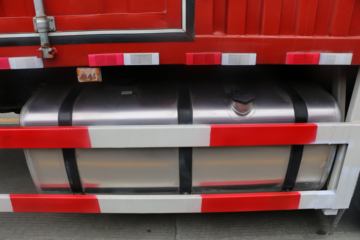 һ����� ��J6P�ؿ� �ʻݰ� 240���� 6X2 9.65����ʽ�ػ���(CA5250XXYP66K1L6T3E5)ͼƬ