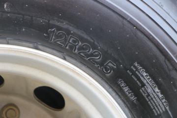 һ����� ��J6P�ؿ� �ʻݰ� 240���� 6X2 9.65����ʽ�ػ���(CA5250XXYP66K1L6T3E5)ͼƬ