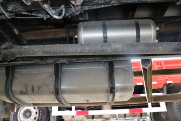 һ����� ��J6P�ؿ� �ʻݰ� 240���� 6X2 9.65����ʽ�ػ���(CA5250XXYP66K1L6T3E5)ͼƬ