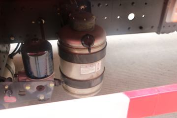 һ����� ��J6P�ؿ� �ʻݰ� 240���� 6X2 9.65����ʽ�ػ���(CA5250XXYP66K1L6T3E5)ͼƬ