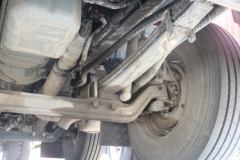 一汽解放 新J6P重卡 质惠版 240马力 6X2 9.65米厢式载货车(CA5250XXYP66K1L6T3E5)