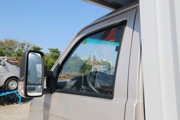 ԽX5 1.5L 112 3.585׵ʽС(SC5031XXYFRD52)ͼƬ