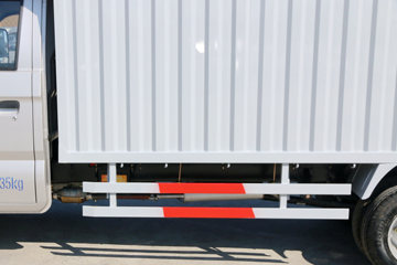 ԽX5 1.5L 112 3.585׵ʽС(SC5031XXYFRD52)ͼƬ
