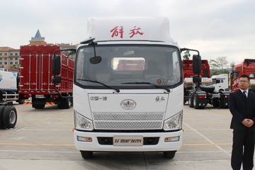 解放 J6F 130马力 4.16米单排厢式轻卡(CA5040XXYP40K56L2E5A84)