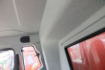 һ����� J6L�п� 2019�� �ʻݰ� 220���� 4X2 6.75�ײ�դʽ�ػ���(����)(CA5180CCYP62K1L4E6)ͼƬ