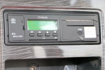 һ����� J6L�п� 2019�� �ʻݰ� 220���� 4X2 6.75�ײ�դʽ�ػ���(����)(CA5180CCYP62K1L4E6)ͼƬ