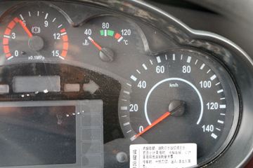 һ����� J6L�п� 2019�� �ʻݰ� 220���� 4X2 6.75�ײ�դʽ�ػ���(����)(CA5180CCYP62K1L4E6)ͼƬ