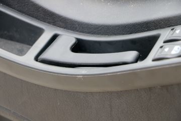 һ����� J6L�п� 2019�� �ʻݰ� 220���� 4X2 6.75�ײ�դʽ�ػ���(����)(CA5180CCYP62K1L4E6)ͼƬ