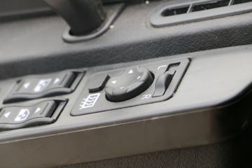 һ����� J6L�п� 2019�� �ʻݰ� 220���� 4X2 6.75�ײ�դʽ�ػ���(����)(CA5180CCYP62K1L4E6)ͼƬ