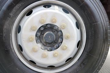 һ����� J6L�п� 2019�� �ʻݰ� 220���� 4X2 6.75�ײ�դʽ�ػ���(����)(CA5180CCYP62K1L4E6)ͼƬ