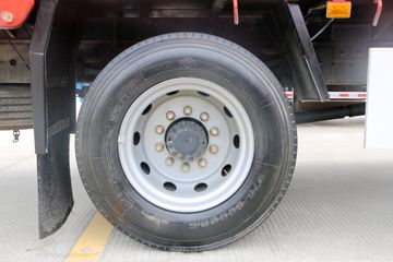 һ����� J6L�п� 2019�� �ʻݰ� 220���� 4X2 6.75�ײ�դʽ�ػ���(����)(CA5180CCYP62K1L4E6)ͼƬ