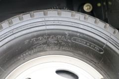 解放 J6F 4.5T 4.21米单排纯电动厢式轻卡(CA5040XXYP40LBEVA83)82.43kWh