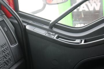 һ����� J6M�ؿ� 320���� 8X4 6.5����ж������(CA3310P63K1L1BT4E5)ͼƬ