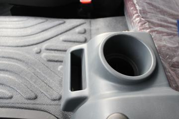 һ����� J6M�ؿ� 320���� 8X4 6.5����ж������(CA3310P63K1L1BT4E5)ͼƬ