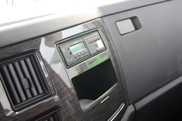 һ����� J6M�ؿ� 320���� 8X4 6.5����ж������(CA3310P63K1L1BT4E5)ͼƬ