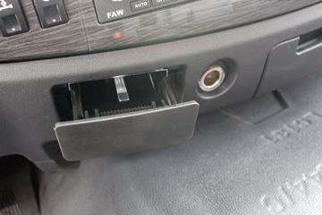 һ����� J6M�ؿ� 320���� 8X4 6.5����ж������(CA3310P63K1L1BT4E5)ͼƬ