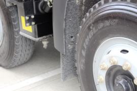 解放J6M&nbsp;自卸车底盘                                                图片