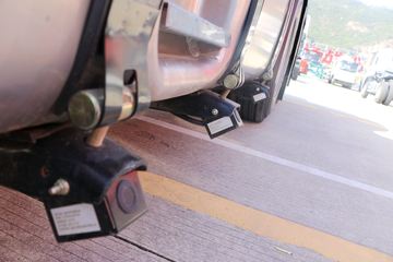 һ����� ��J6P�ؿ� �캽�� 560���� 6X4ǣ����(����)ͼƬ