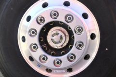 一汽解放 新J6P重卡 领航版 560马力 6X4牵引车(国六) 一汽解放 新J6P重卡 领航版 560马力 6X4牵引车(国六)