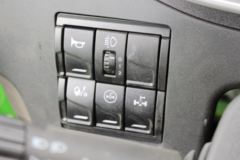 一汽解放 新J6P重卡 420马力 8X4 6.5米自卸车(CA3310P66K24L2T4AE5)