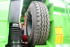 一汽解放 新J6P重卡 420马力 8X4 6.5米自卸车(CA3310P66K24L2T4AE5)