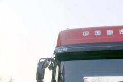 中国重汽 斯太尔D7B重卡 440马力 6X4牵引车(ZZ4253V3241E1BN)