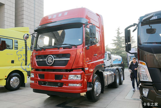 �й����� ˹̫��D7B�ؿ� 440���� 6X4ǣ����(16��)(ZZ4253V3241E1BN)