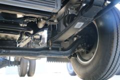 解放 J6F 130马力 4.16米单排厢式轻卡底盘(CA5040XXYP40K56L2E5A84) 解放 J6F 130马力 4.16米单排厢式轻卡底盘(CA5040XXYP40K56L2E5A84)