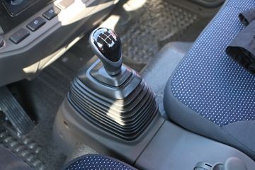 ��� ��VN 120���� 4.16�׵�����ʽ�Ῠ����(CA5040XXYP40K61L2E5A84)ͼƬ