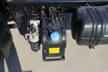 ��� ��VN 120���� 4.16�׵�����ʽ�Ῠ����(CA5040XXYP40K61L2E5A84)ͼƬ