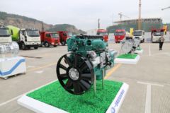 锡柴CA6DL6-31E6 310马力 8.6L 国六 柴油发动机 锡柴CA6DL6-31E6 310马力 8.6L 国六 柴油发动机