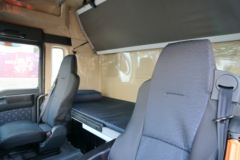 中国重汽 汕德卡SITRAK C7H重卡 480马力 6X4 LNG牵引车(国六)(ZZ4256V384HF1LB)