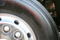 中国重汽 汕德卡SITRAK C7H重卡 480马力 6X4 LNG牵引车(国六)(ZZ4256V384HF1LB)